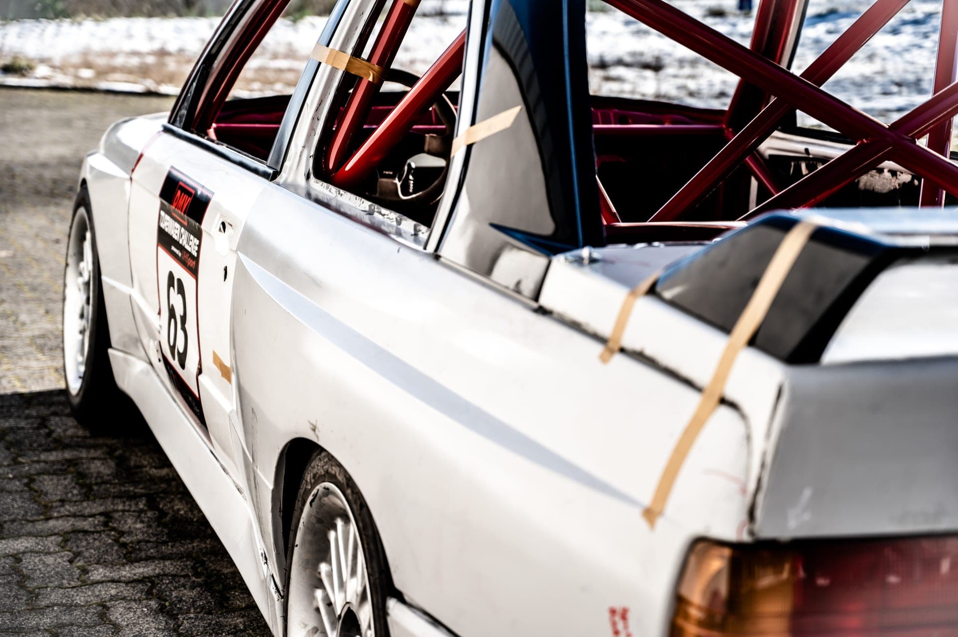 Historisches BMW E30 Tourenwagen-Rennfahrzeug